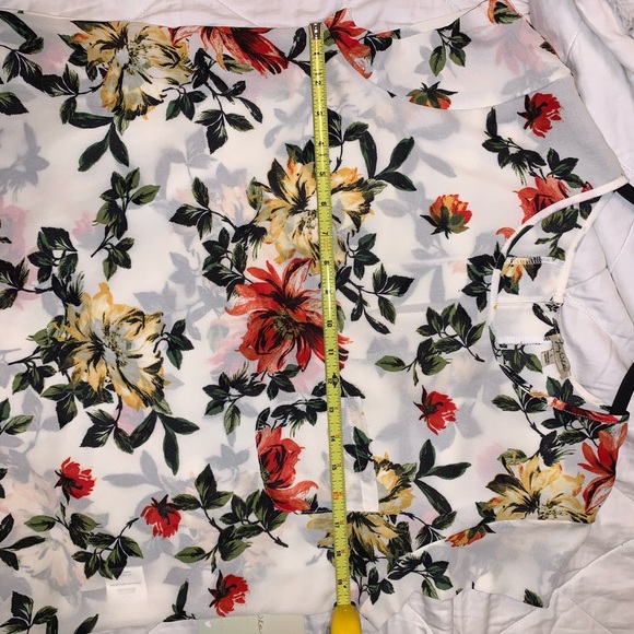 Women Top - Picture 7 of 7